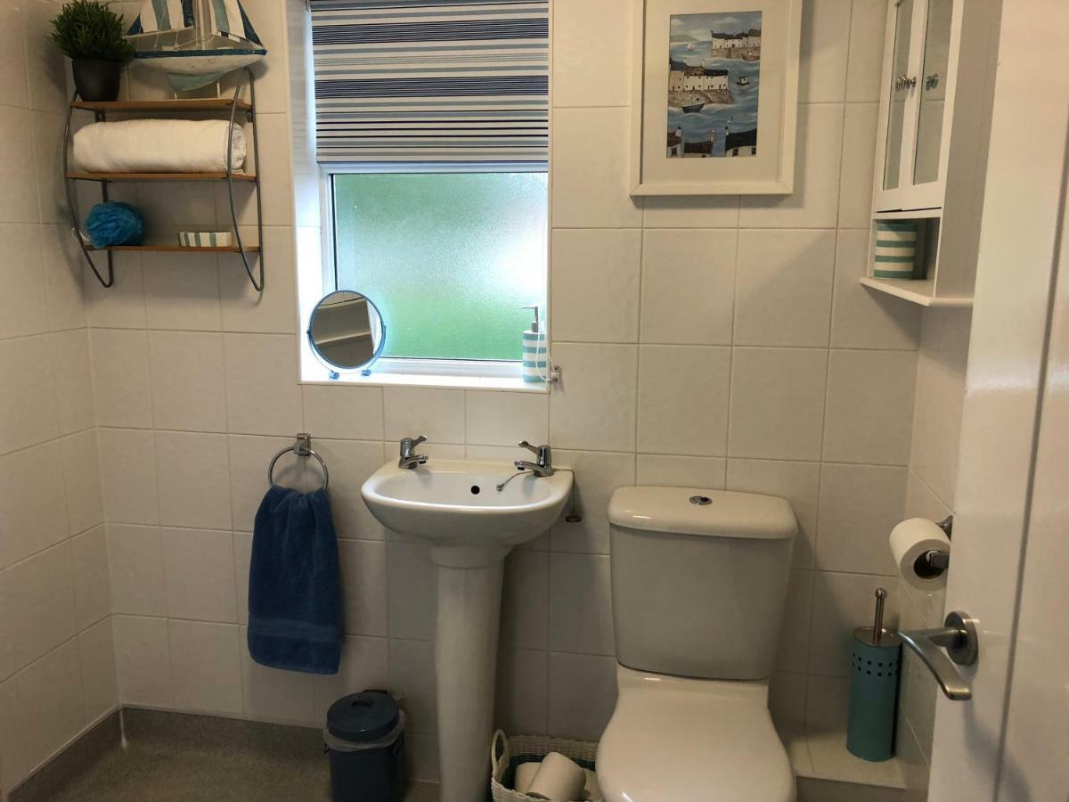 1 Silkin Serviced Accommodation Нютън Айклиф Екстериор снимка